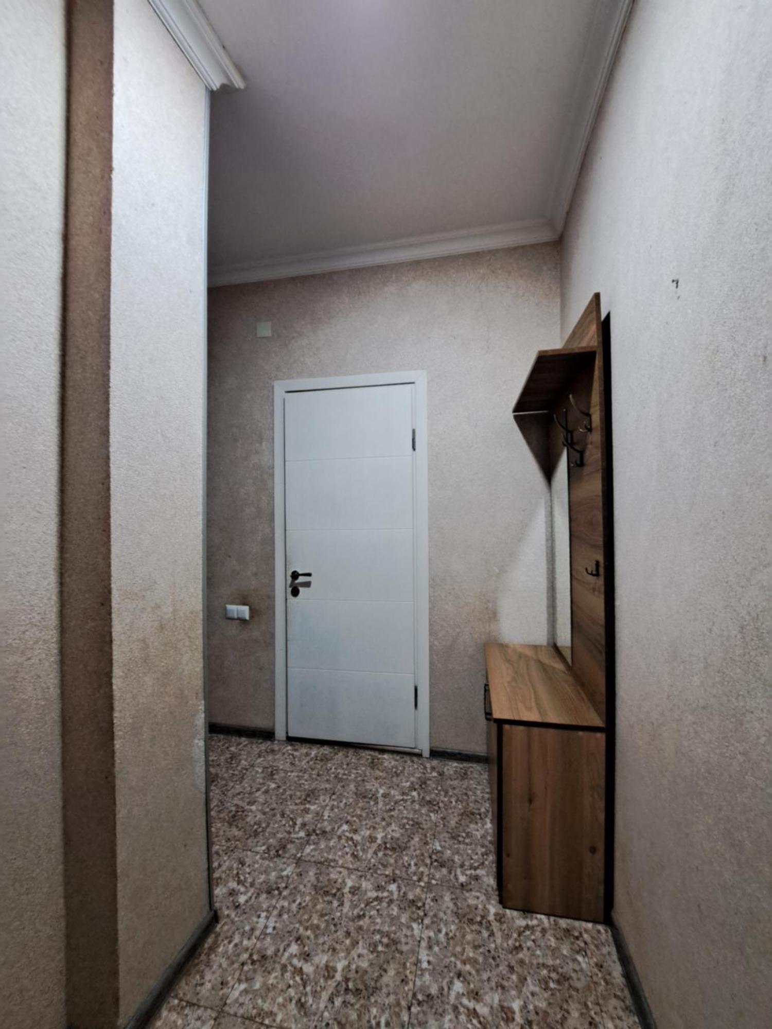 באטומי Karvi Hostel & Suites מראה חיצוני תמונה