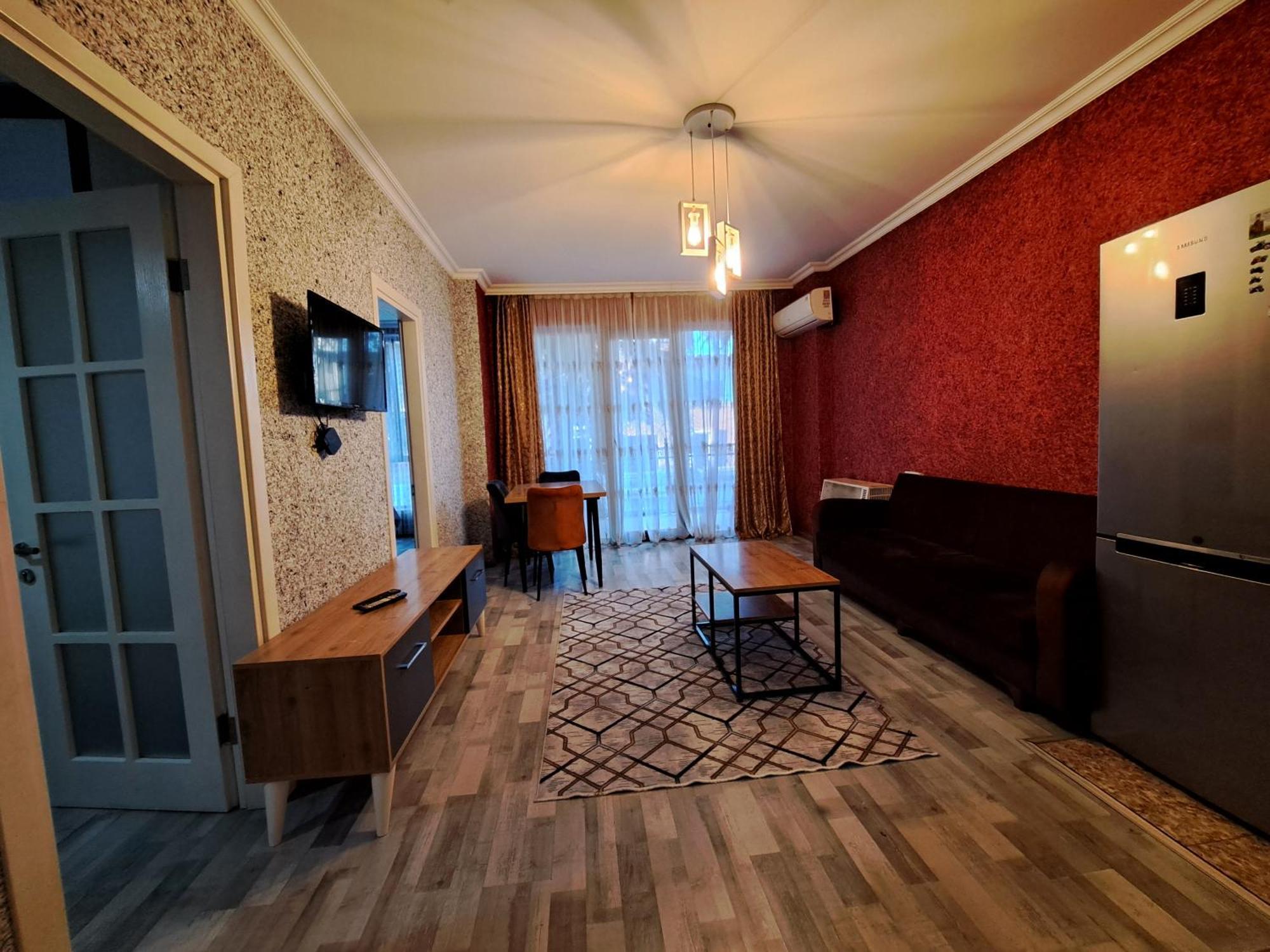 באטומי Karvi Hostel & Suites מראה חיצוני תמונה