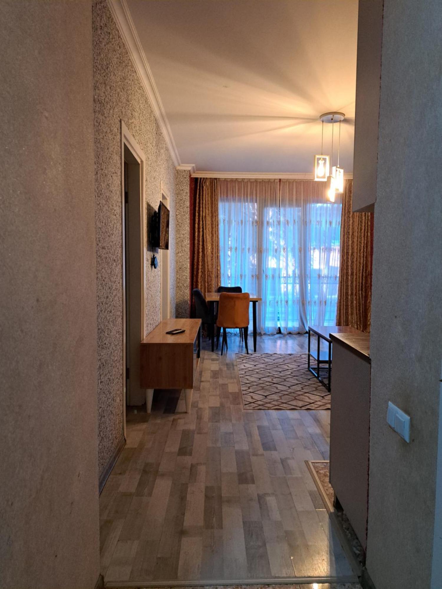 באטומי Karvi Hostel & Suites מראה חיצוני תמונה