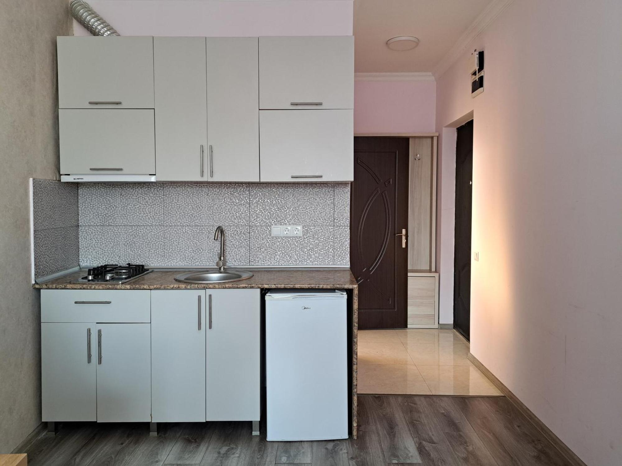 באטומי Karvi Hostel & Suites מראה חיצוני תמונה