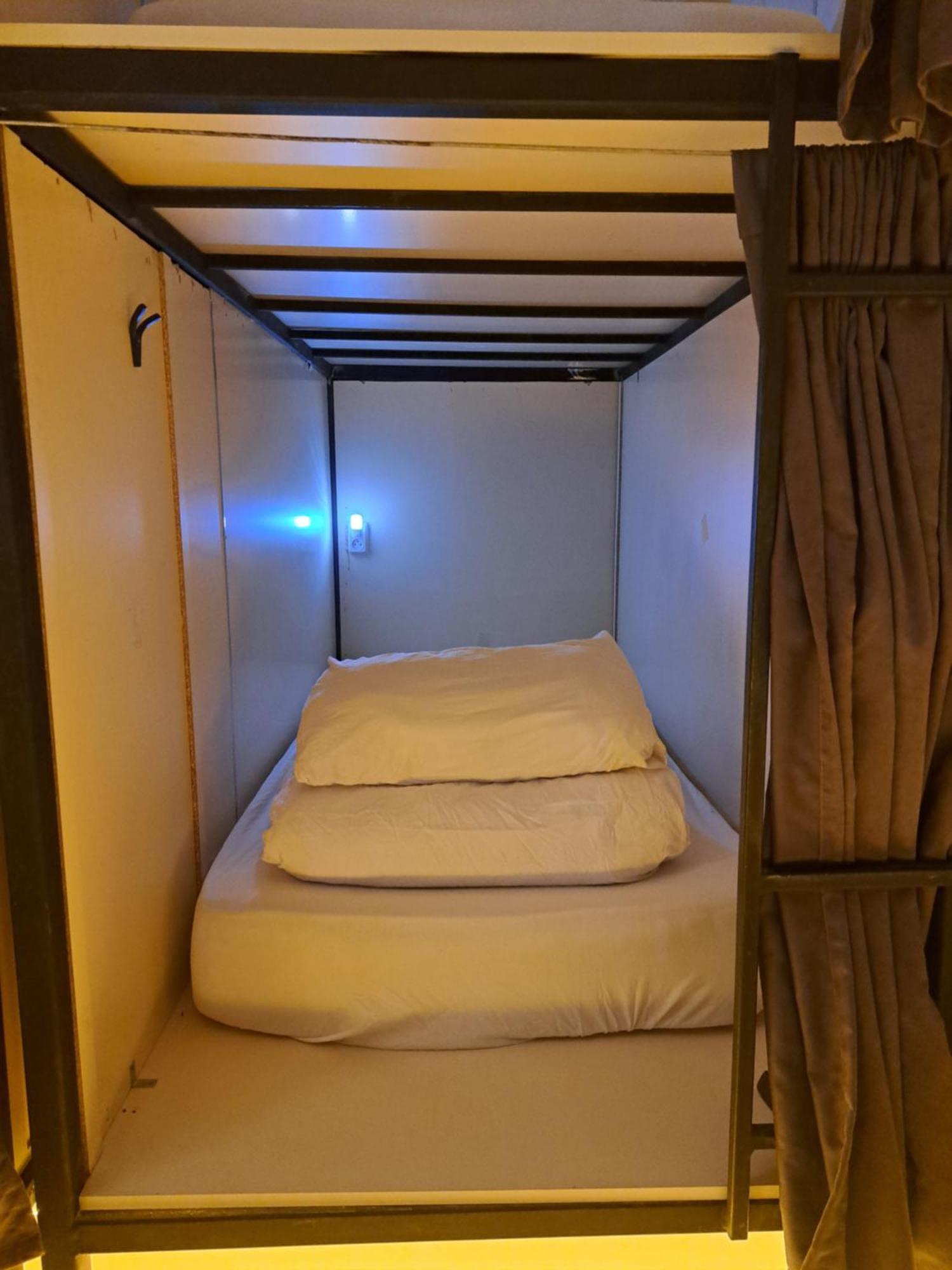 באטומי Karvi Hostel & Suites מראה חיצוני תמונה