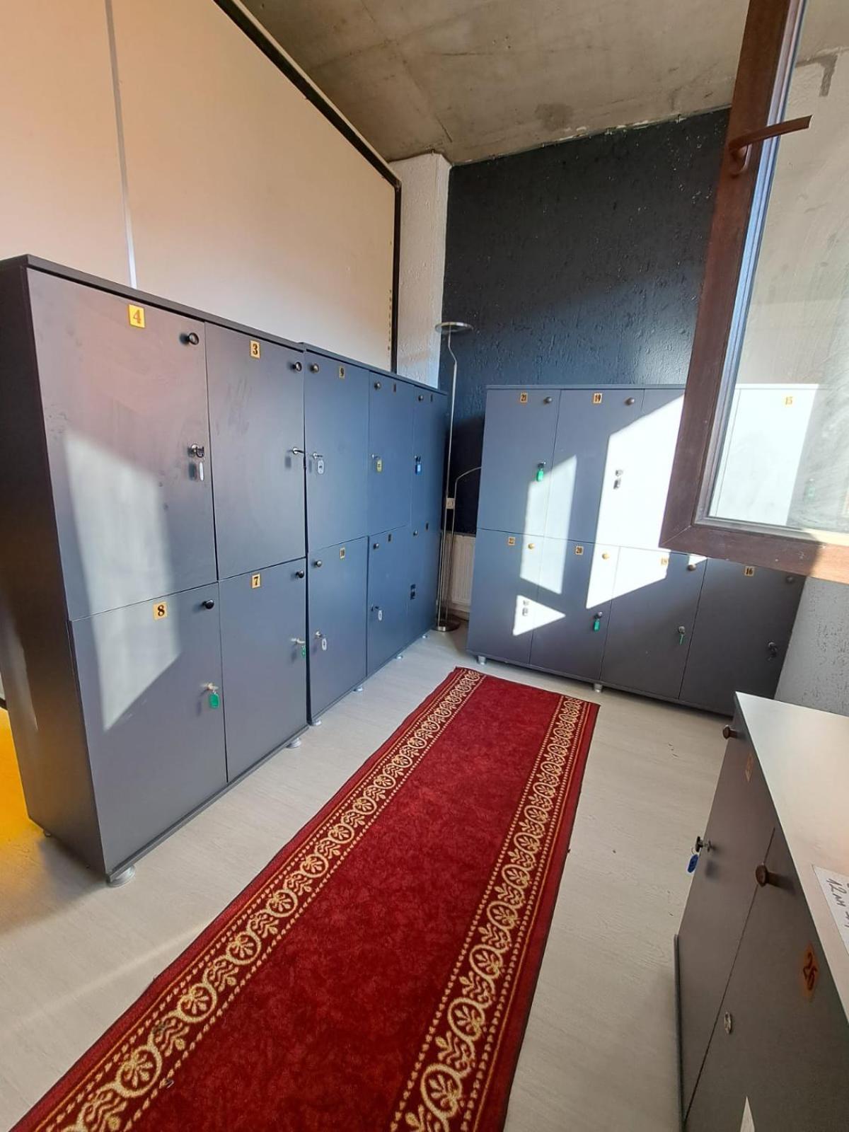 באטומי Karvi Hostel & Suites מראה חיצוני תמונה